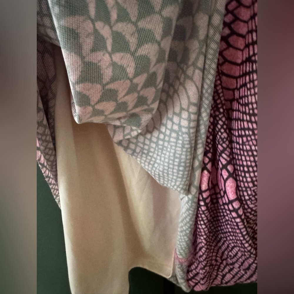 🖤💖 AFRM NWT Pink Black Mesh Turtleneck Bodycon Midi Dress Statement Print M - Picture 5 of 8